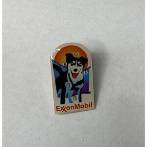 EXXON MOBIL Blinkee Enamel Light up Advertising Pin Husky Dog Vintage